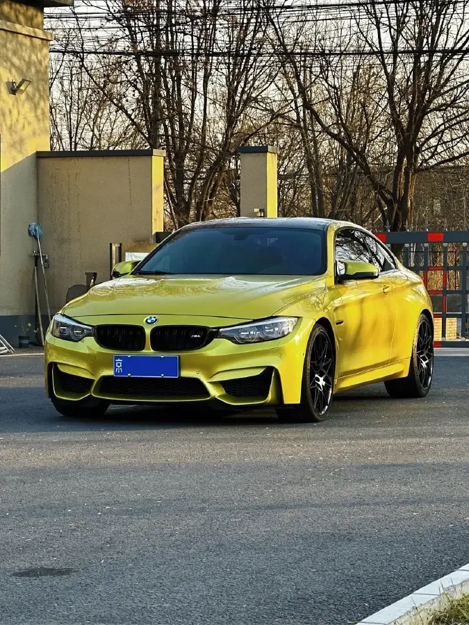 2017 BMW M4 3.0T 431HP L6 7DCT