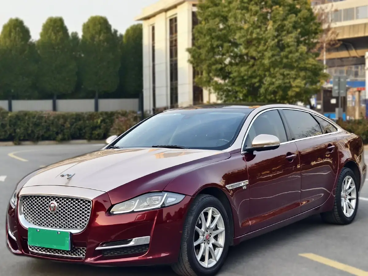2016 Jaguar XJ 3.0T 340HP V6 8AT