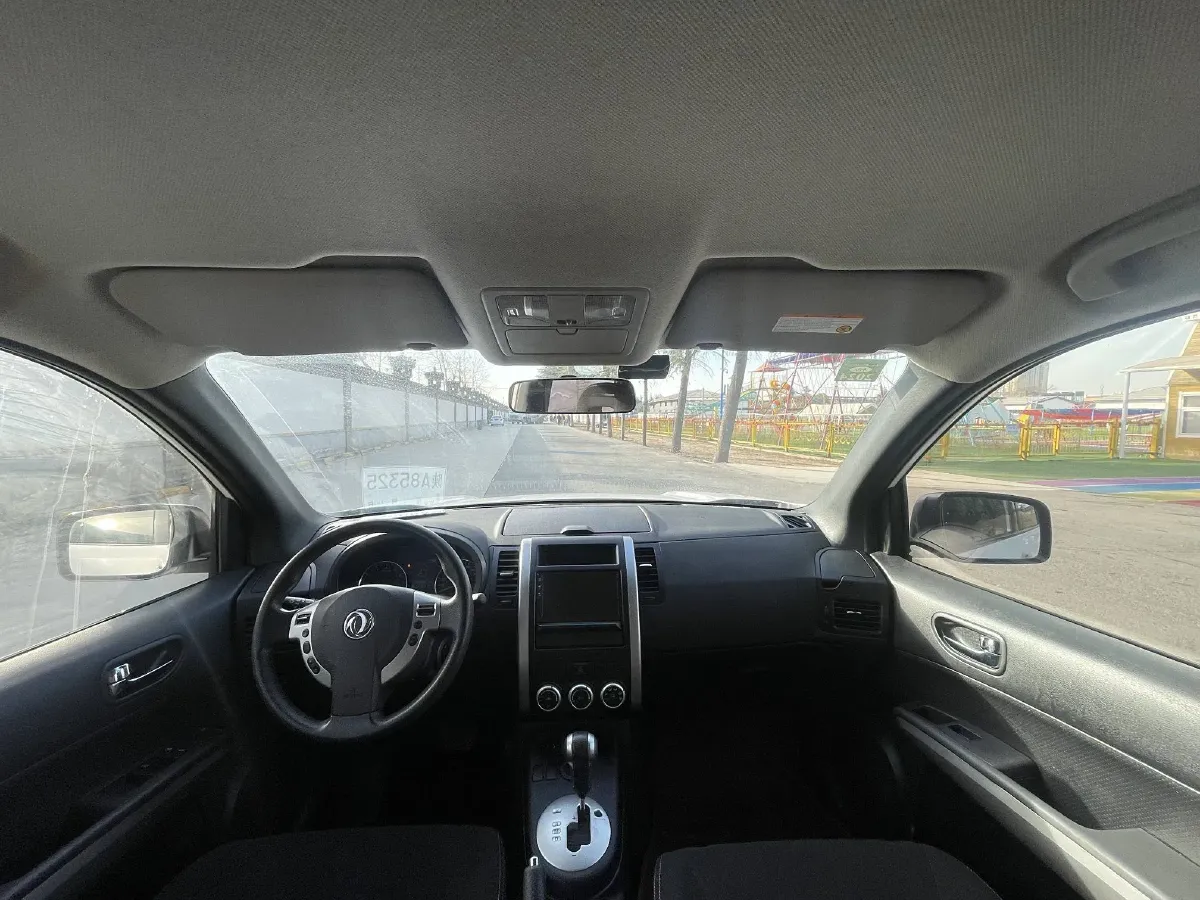 2015 DongFeng FengDu MX6 2.0L 144HP L4 CVT,autocango,china used car exporter,china ev exporter,chinese used car exporter,chinese used ev exporter