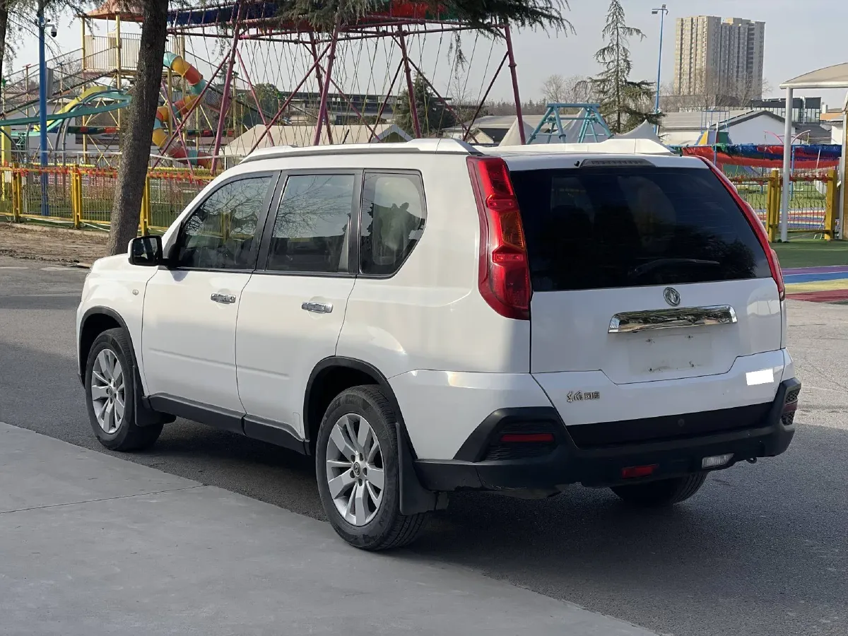 2015 DongFeng FengDu MX6 2.0L 144HP L4 CVT,autocango,china used car exporter,china ev exporter,chinese used car exporter,chinese used ev exporter