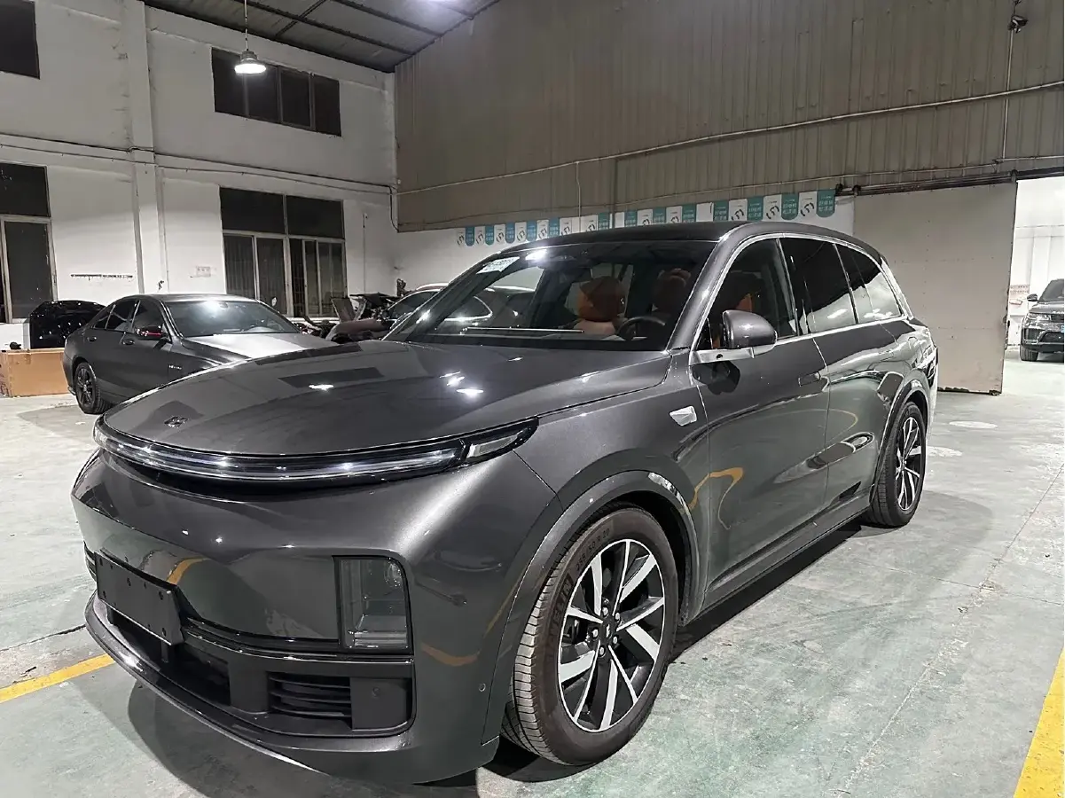 2024 Li L8 Range Extended 154HP REEV 42.8KWH