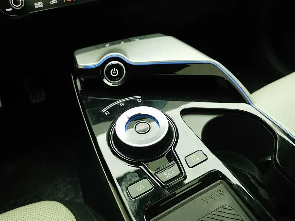 2023 Kia EV6 BEV 76.4KWH,autocango,china used car exporter,china ev exporter,chinese used car exporter,chinese used ev exporter