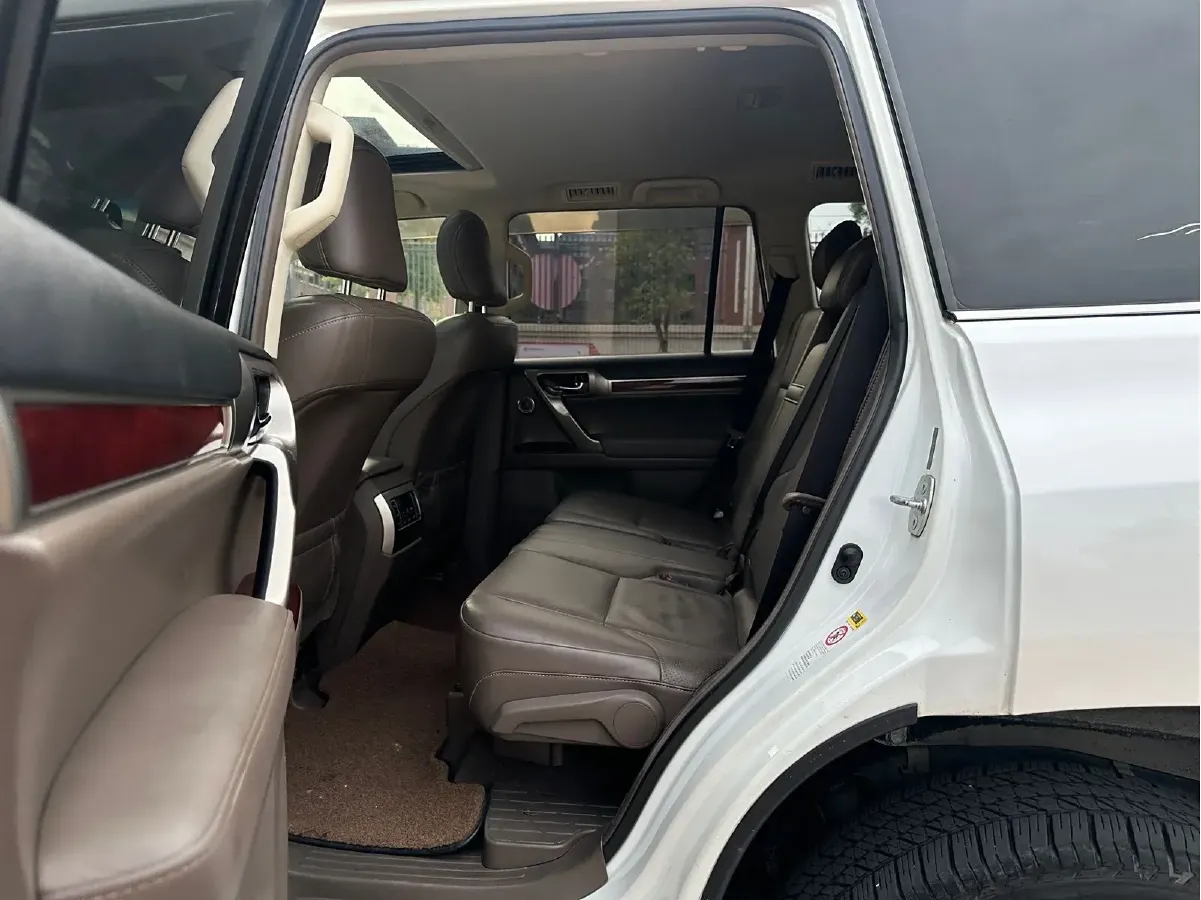 2012 Lexus GX 4.0L 275HP V6 5AT,autocango,china used car exporter,china ev exporter,chinese used car exporter,chinese used ev exporter