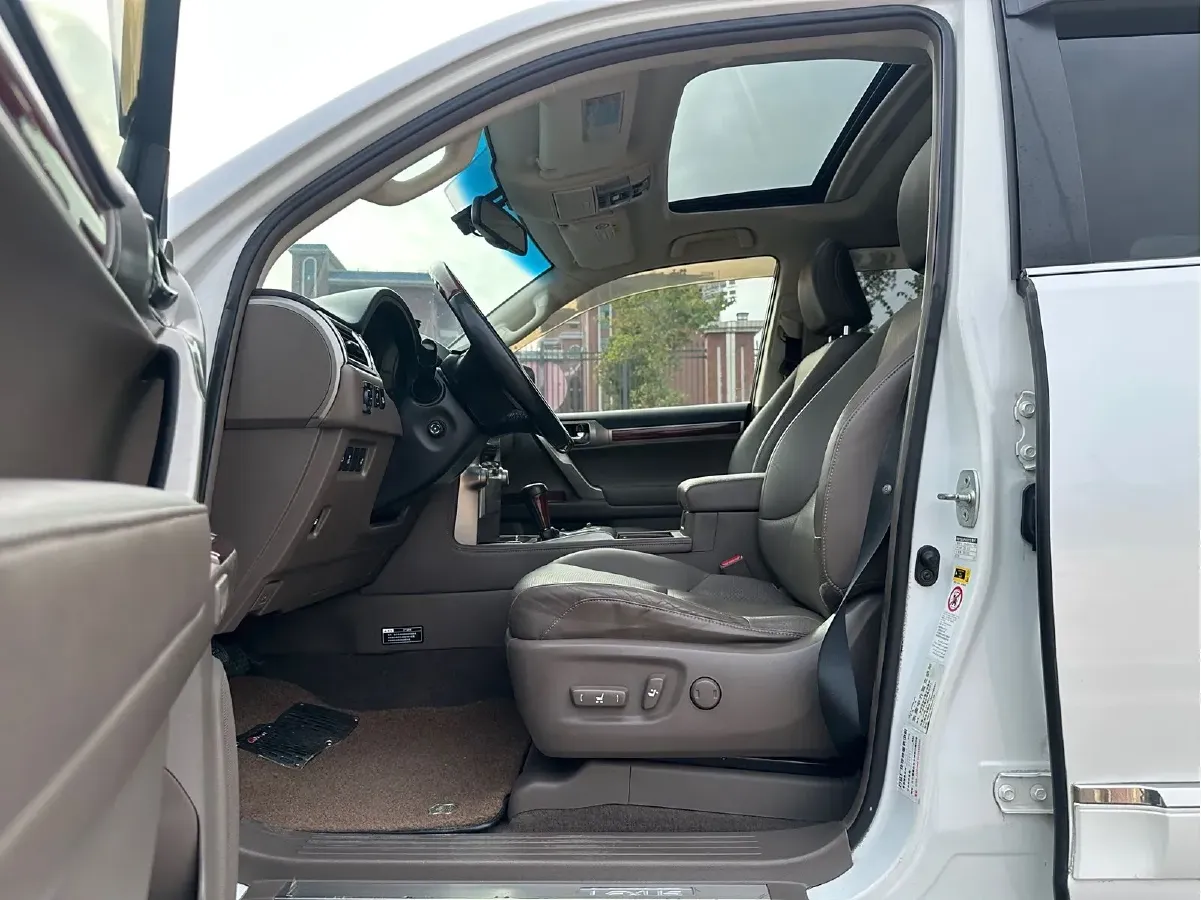 2012 Lexus GX 4.0L 275HP V6 5AT,autocango,china used car exporter,china ev exporter,chinese used car exporter,chinese used ev exporter