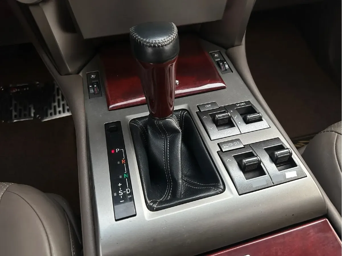 2012 Lexus GX 4.0L 275HP V6 5AT,autocango,china used car exporter,china ev exporter,chinese used car exporter,chinese used ev exporter