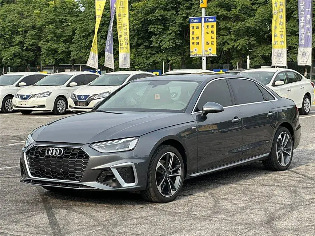 2020 Audi A4L 2.0T 190HP L4 7DCT
