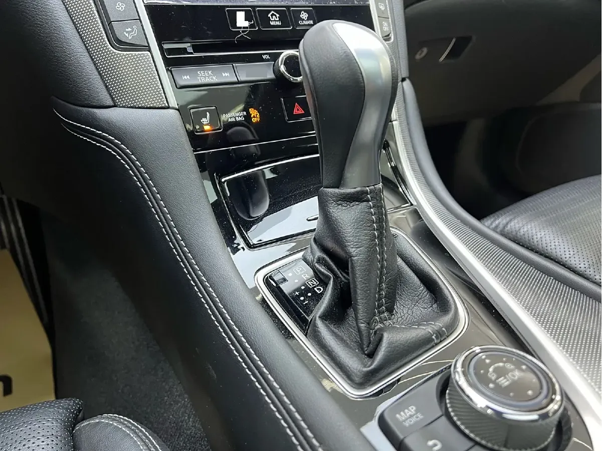 2014 Infiniti Q50 3.7L 351HP V6 7AT,autocango,china used car exporter,china ev exporter,chinese used car exporter,chinese used ev exporter