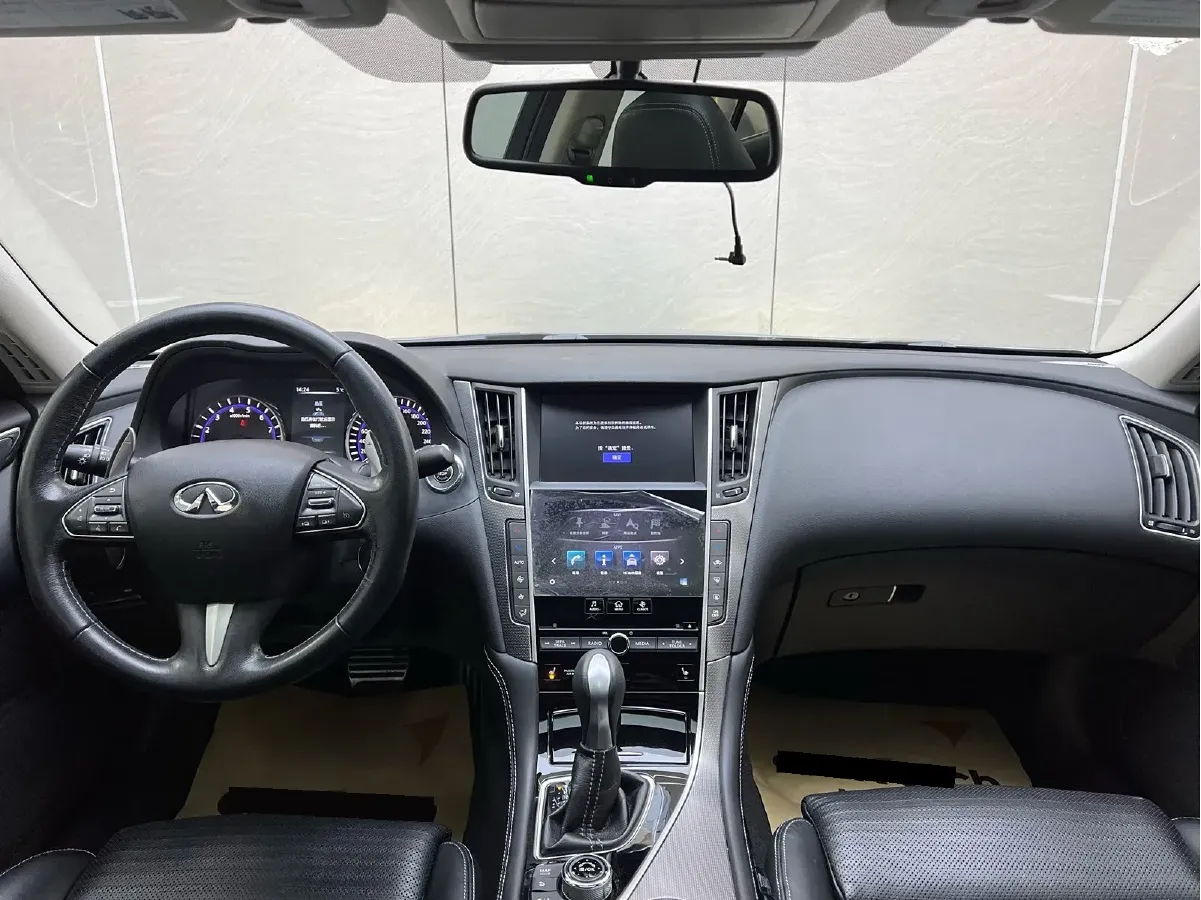 2014 Infiniti Q50 3.7L 351HP V6 7AT,autocango,china used car exporter,china ev exporter,chinese used car exporter,chinese used ev exporter