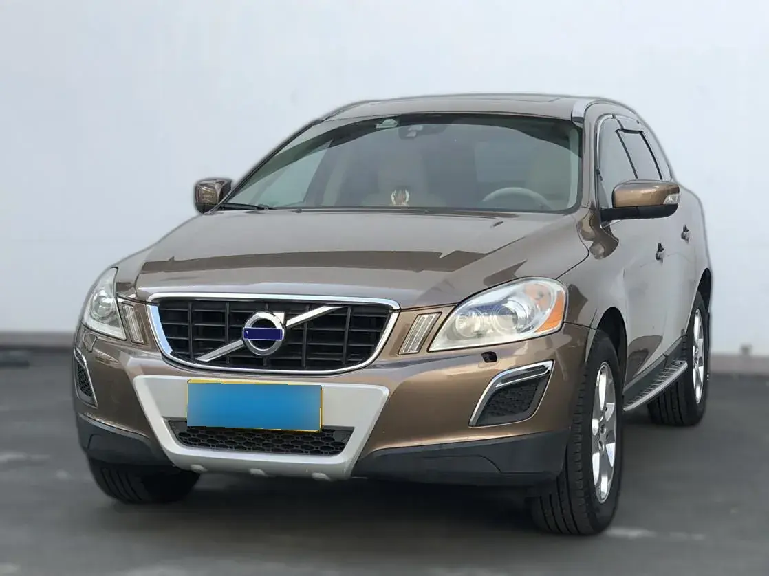 2012 Volvo XC60 2.0T 240HP L4 6DCT