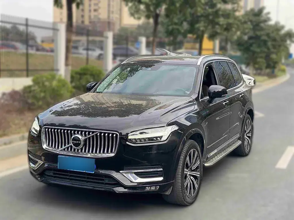 2020 Volvo XC90 2.0T 320HP L4 8AT