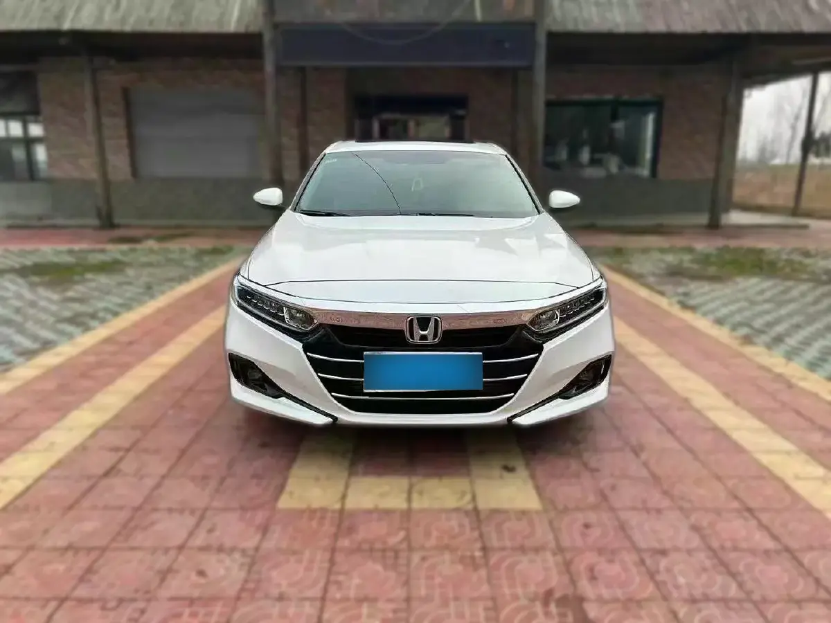 2022 Honda Accord 1.5T 194HP L4 CVT