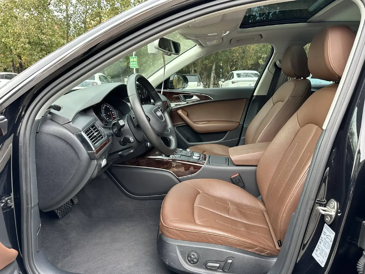 2015 Audi A6L 2.5L 190HP V6 CVT,autocango,china used car exporter,china ev exporter,chinese used car exporter,chinese used ev exporter