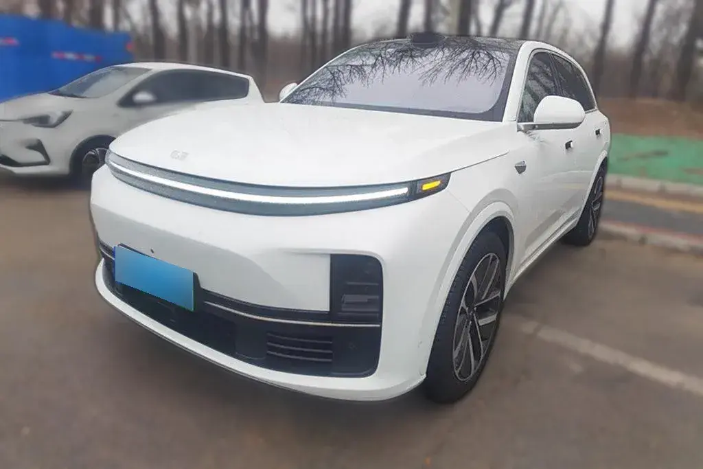 2023 Li L7 Range Extended 154HP REEV 40.9KWH