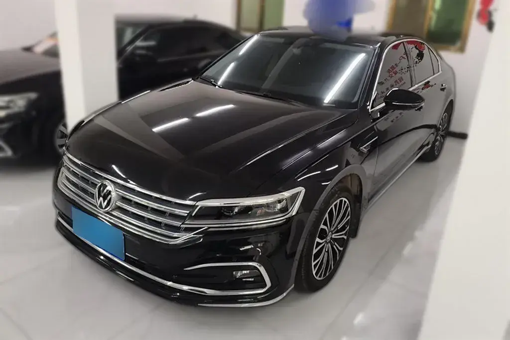 2021 Volkswagen Phideon 2.0T 224HP L4 7DCT