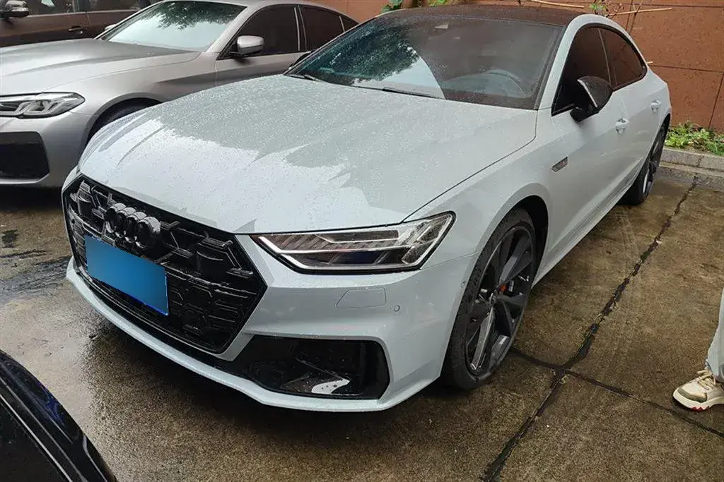 2024 Audi A7L 2.0T 245HP L4 7DCT