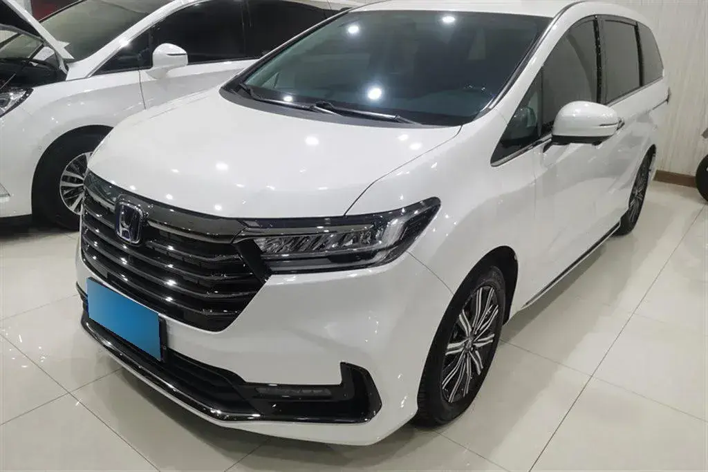 2024 Honda Odyssey 2.0L 146HP L4 E-CVT Hybrid