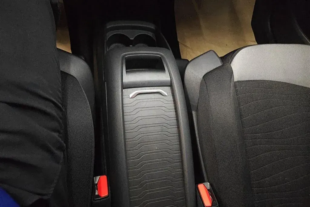 2015 Citroen C4 Picasso 1.6T 165HP L4 6AT,autocango,china used car exporter,china ev exporter,chinese used car exporter,chinese used ev exporter