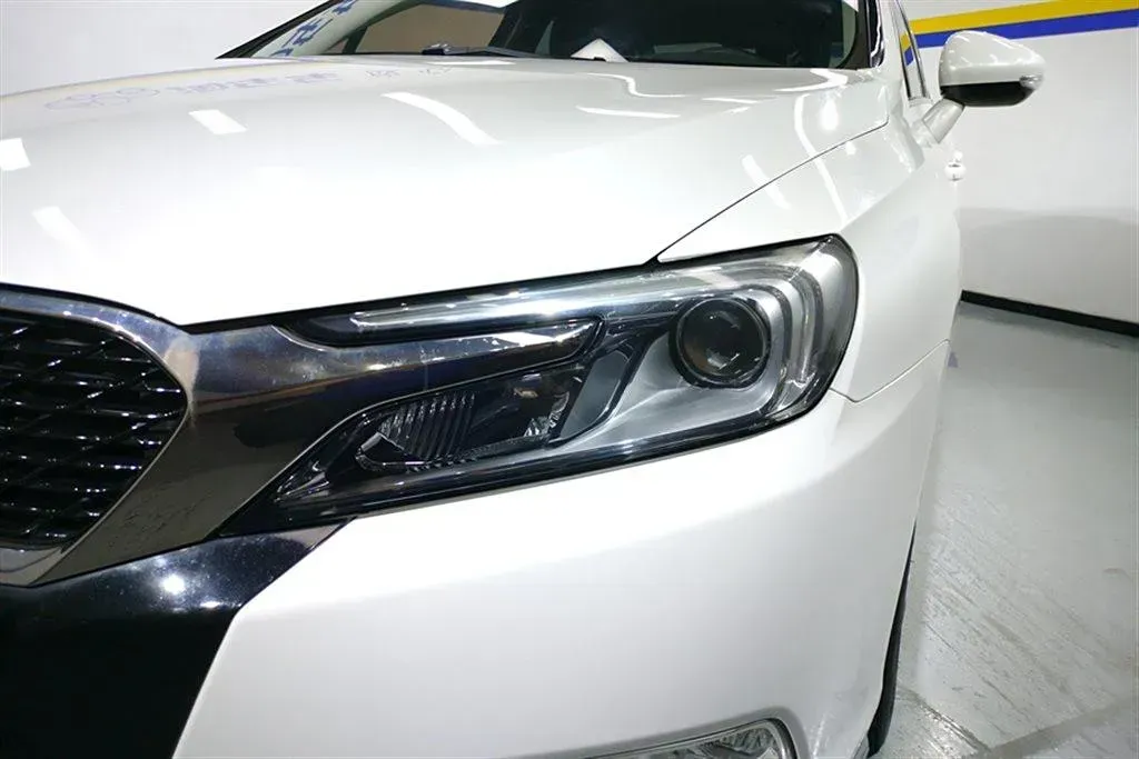 2014 DS 5LS 1.8L 139HP L4 6AT,autocango,china used car exporter,china ev exporter,chinese used car exporter,chinese used ev exporter