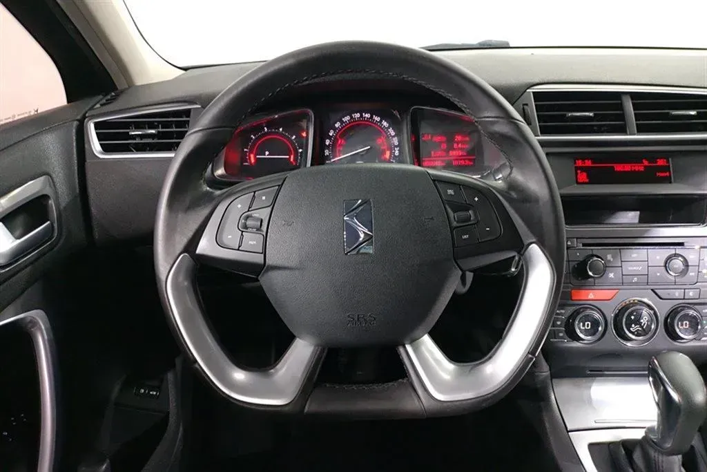 2014 DS 5LS 1.8L 139HP L4 6AT,autocango,china used car exporter,china ev exporter,chinese used car exporter,chinese used ev exporter