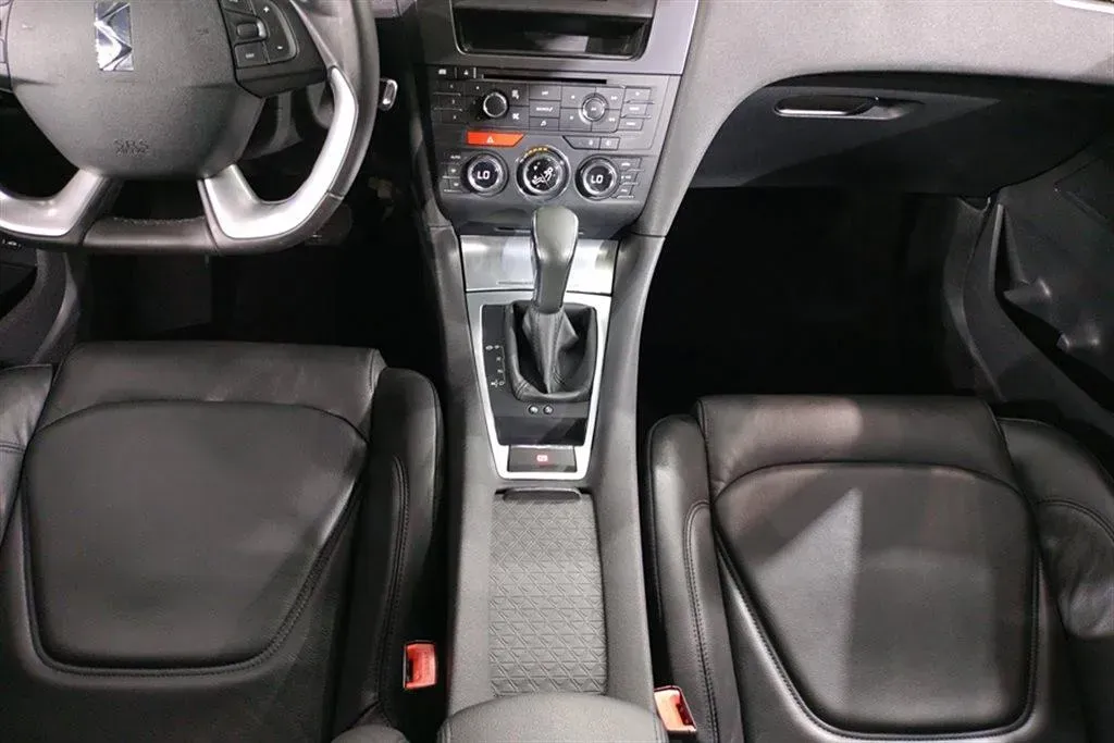 2014 DS 5LS 1.8L 139HP L4 6AT,autocango,china used car exporter,china ev exporter,chinese used car exporter,chinese used ev exporter