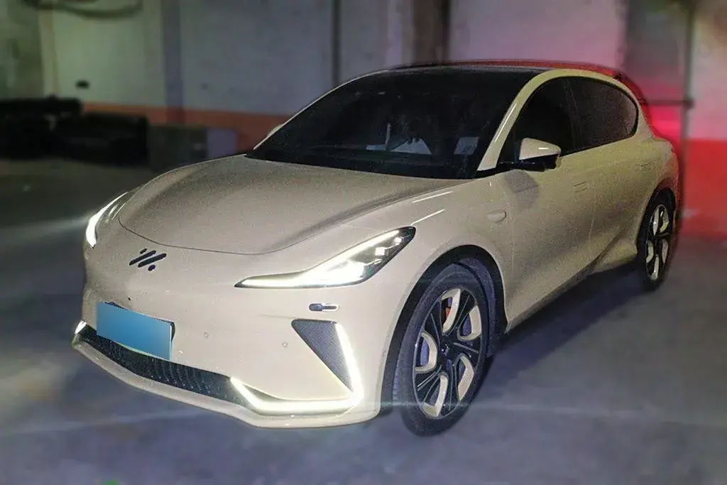 2023 IM LS7 BEV 90KWH