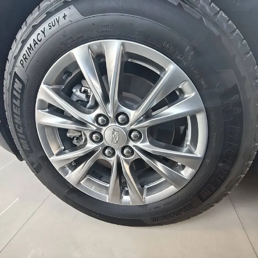 2021 Cadillac XT5 2.0T 237HP L4 9AT,autocango,china used car exporter,china ev exporter,chinese used car exporter,chinese used ev exporter