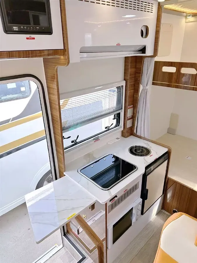 2024 Ford TransitT8 2.3T 174HP L4 8AT,autocango,china used car exporter,china ev exporter,chinese used car exporter,chinese used ev exporter