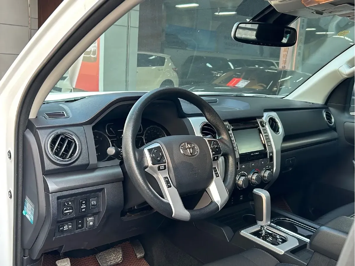 2014 Toyota Tundra 5.7L 386HP V8 6AT,autocango,china used car exporter,china ev exporter,chinese used car exporter,chinese used ev exporter