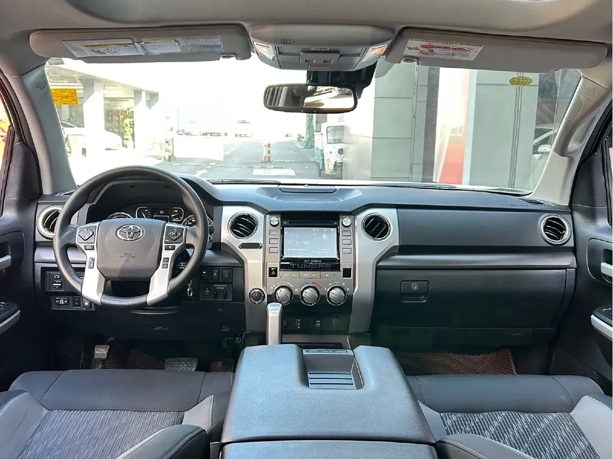 2014 Toyota Tundra 5.7L 386HP V8 6AT,autocango,china used car exporter,china ev exporter,chinese used car exporter,chinese used ev exporter