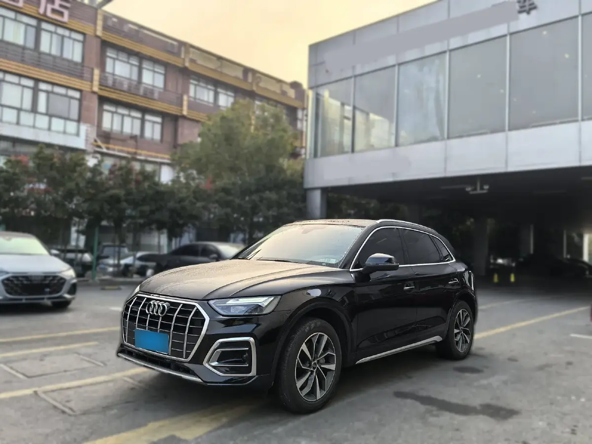 2022 Audi Q5L 2.0T 190HP L4 7DCT