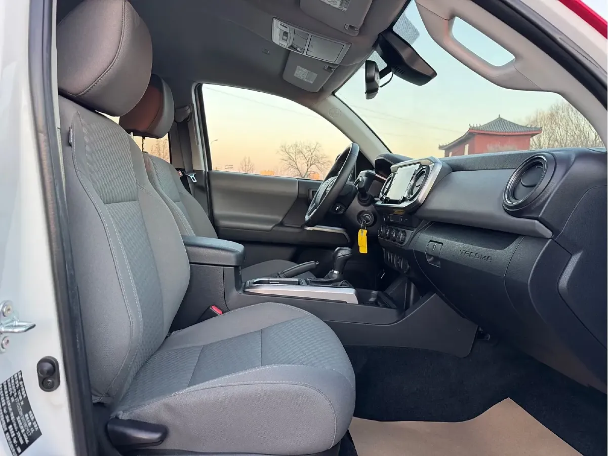 2012 Renault Talisman 3.5L 258HP V6 6AT,autocango,china used car exporter,china ev exporter,chinese used car exporter,chinese used ev exporter