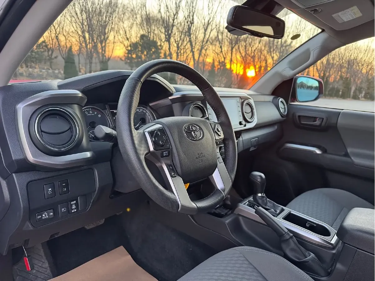 2012 Renault Talisman 3.5L 258HP V6 6AT,autocango,china used car exporter,china ev exporter,chinese used car exporter,chinese used ev exporter