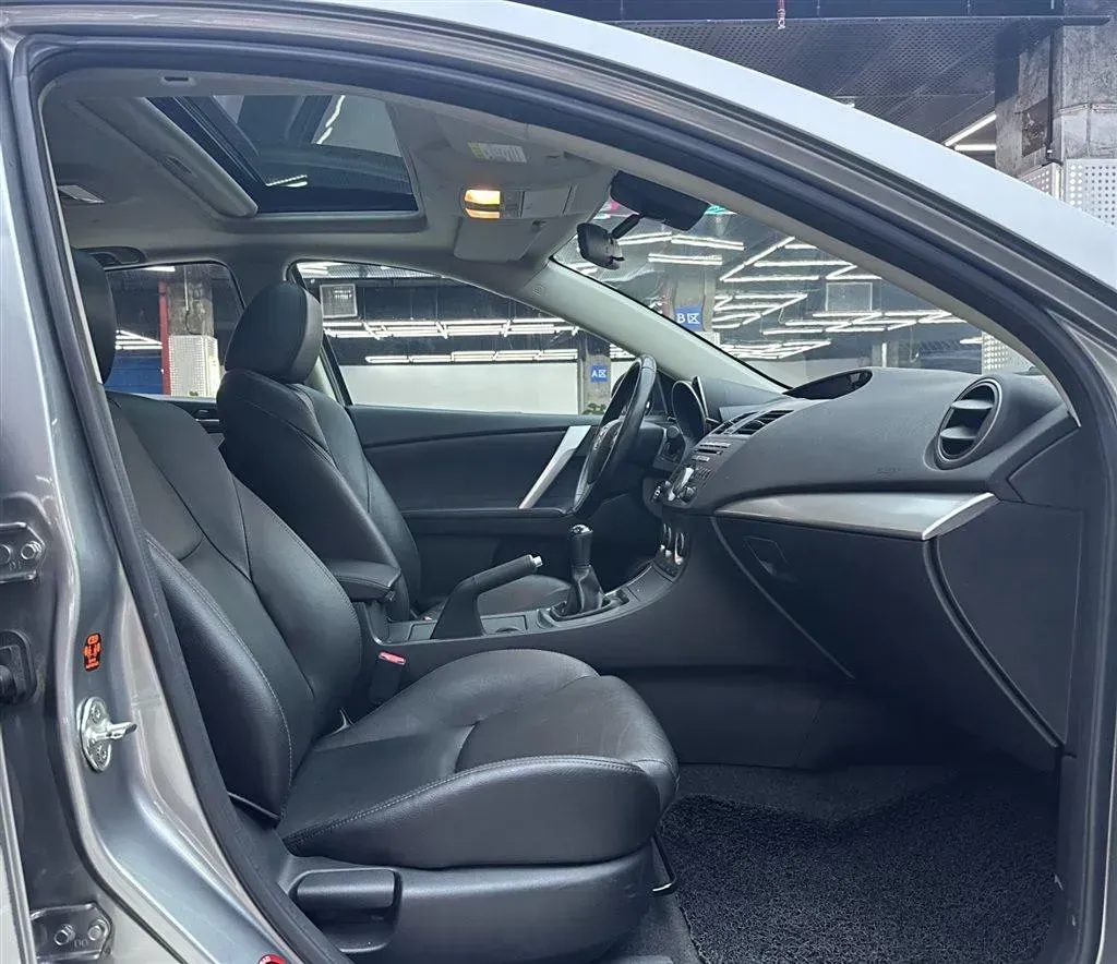 2010 Mazda 3 2.0L 147HP L4 6MT,autocango,china used car exporter,china ev exporter,chinese used car exporter,chinese used ev exporter