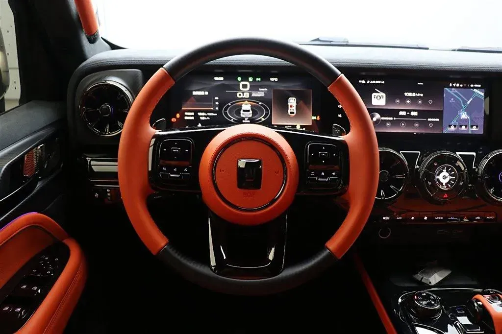 2023 Cyberspace 300 2.0T 227HP L4 8AT,autocango,china used car exporter,china ev exporter,chinese used car exporter,chinese used ev exporter