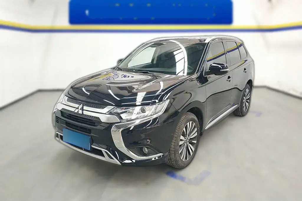 2021 Mitsubishi Outlander 2.0L 166HP L4 CVT
