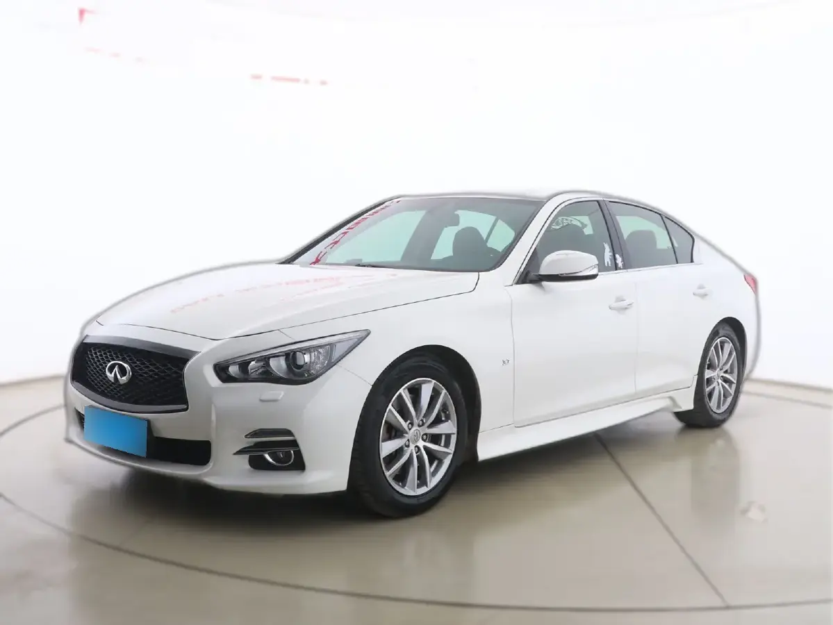 2014 Infiniti Q50 3.7L 351HP V6 7AT