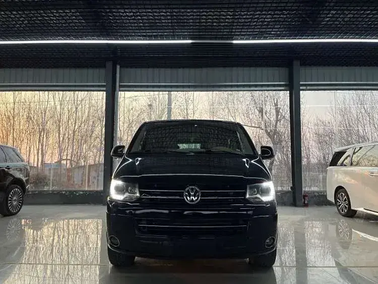 2014 Volkswagen Multivan 2.0T 204HP L4 7DCT