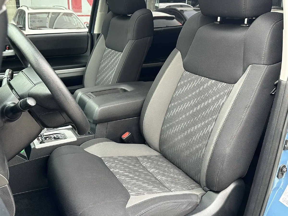 2014 Toyota Tundra 5.7L 386HP V8 6AT,autocango,china used car exporter,china ev exporter,chinese used car exporter,chinese used ev exporter