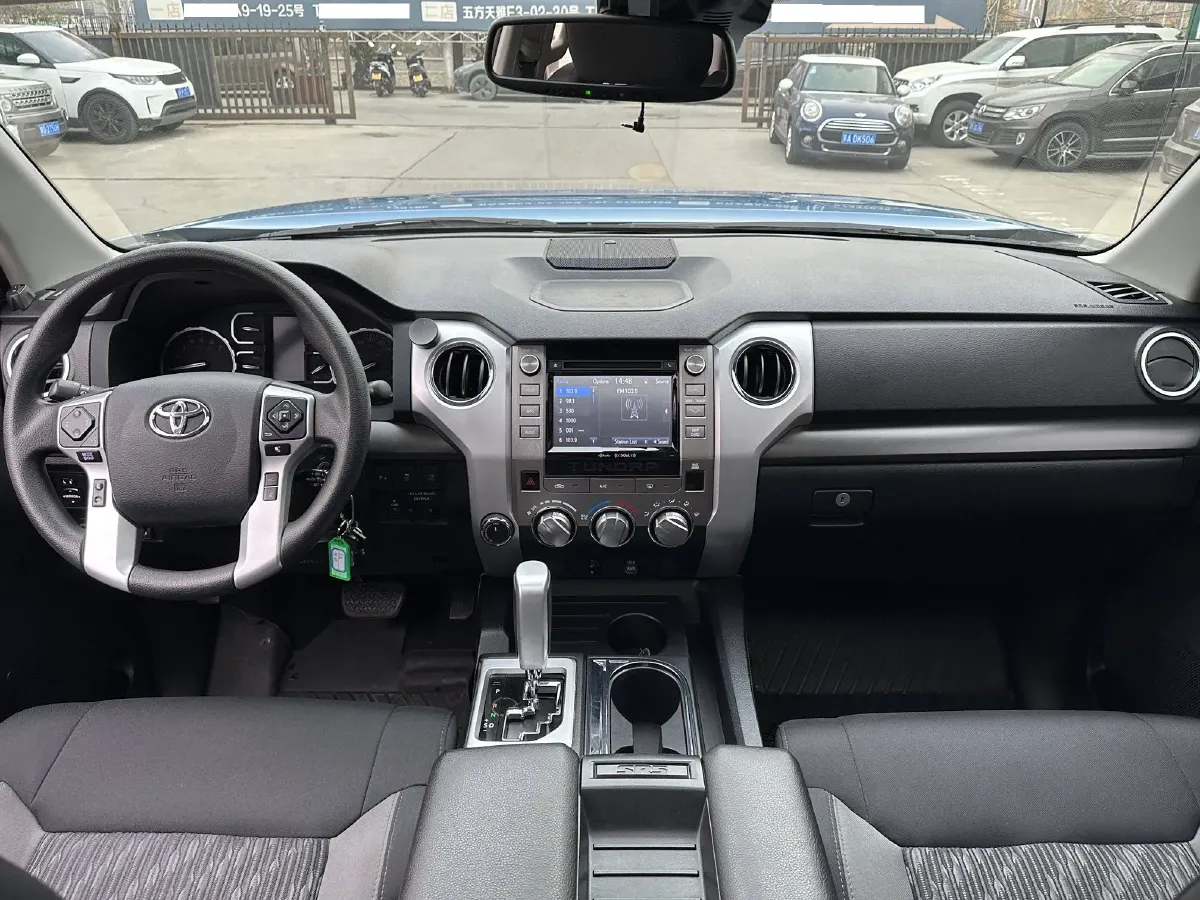 2014 Toyota Tundra 5.7L 386HP V8 6AT,autocango,china used car exporter,china ev exporter,chinese used car exporter,chinese used ev exporter
