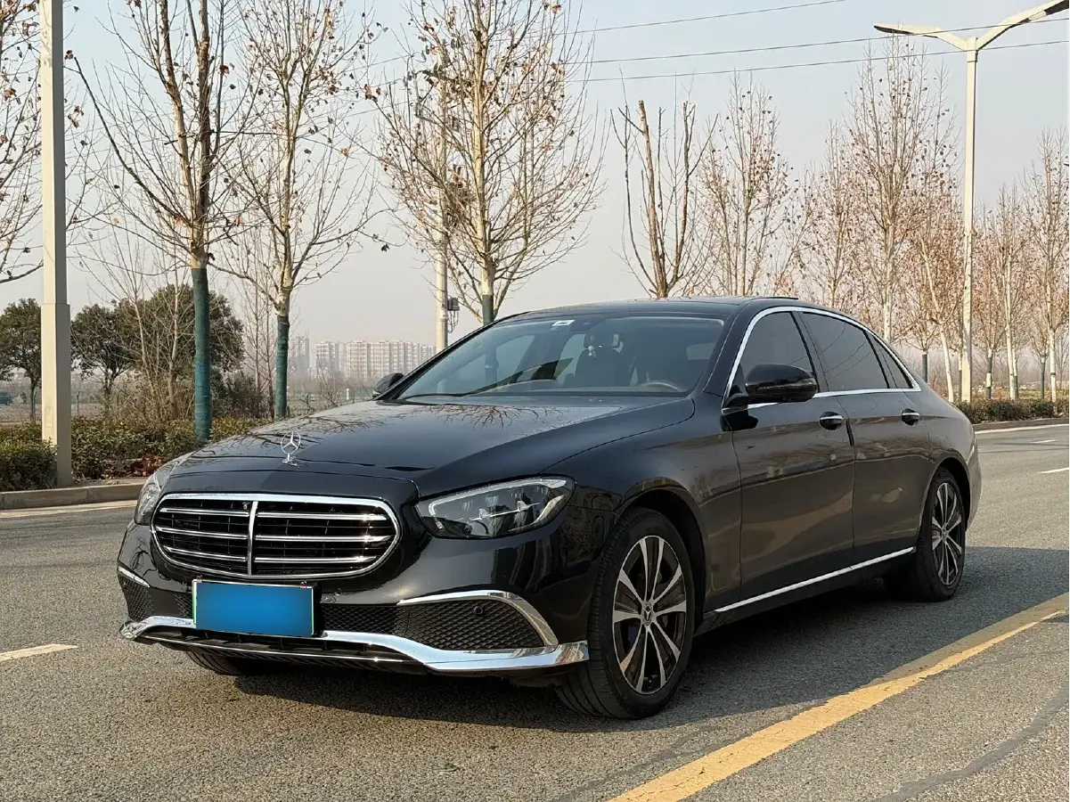 2022 Mercedes-Benz E Class 2.0T 211HP L4 9AT PHEV 25.4KWH