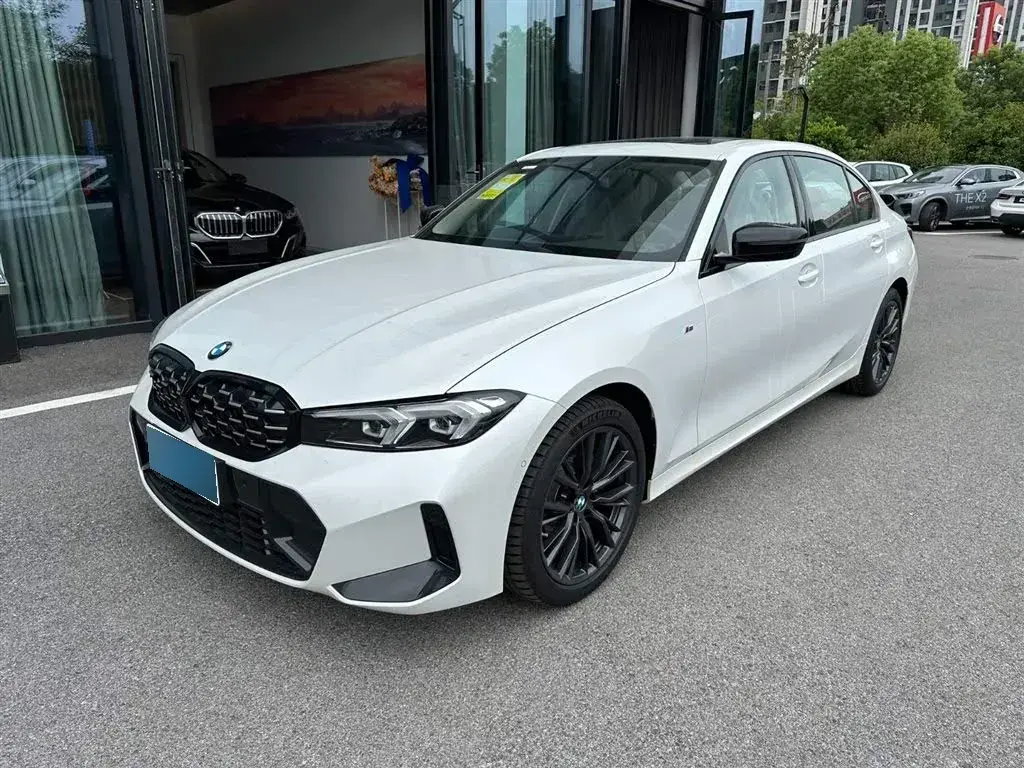 2024 BMW 3 Series 2.0T 184HP L4 8AT