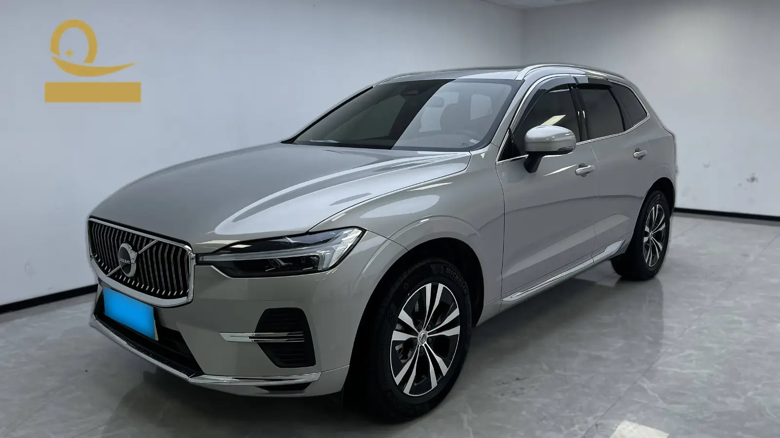 2022 Volvo XC60 2.0T 250HP L4 8AT