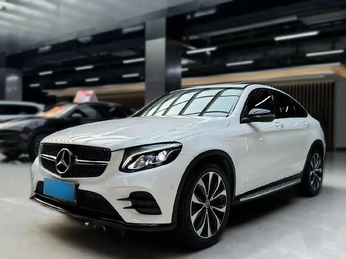 2019 Mercedes-Benz GLC Coupe 2.0T 211HP L4 9AT