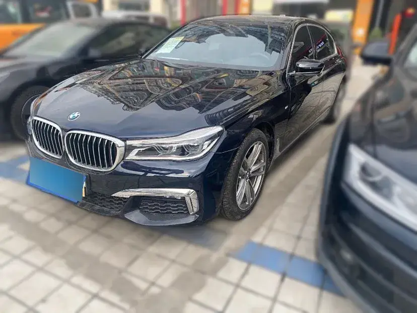 2018 BMW 7 Series 2.0T 258HP L4 8AT