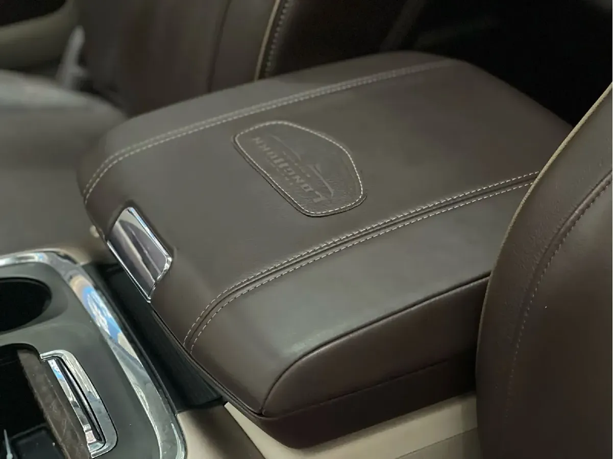 2011 RAM Trucks 5.7L 395HP V8 5AT,autocango,china used car exporter,china ev exporter,chinese used car exporter,chinese used ev exporter