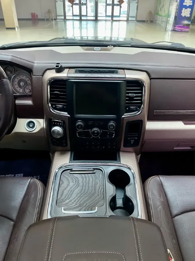 2011 RAM Trucks 5.7L 395HP V8 5AT,autocango,china used car exporter,china ev exporter,chinese used car exporter,chinese used ev exporter