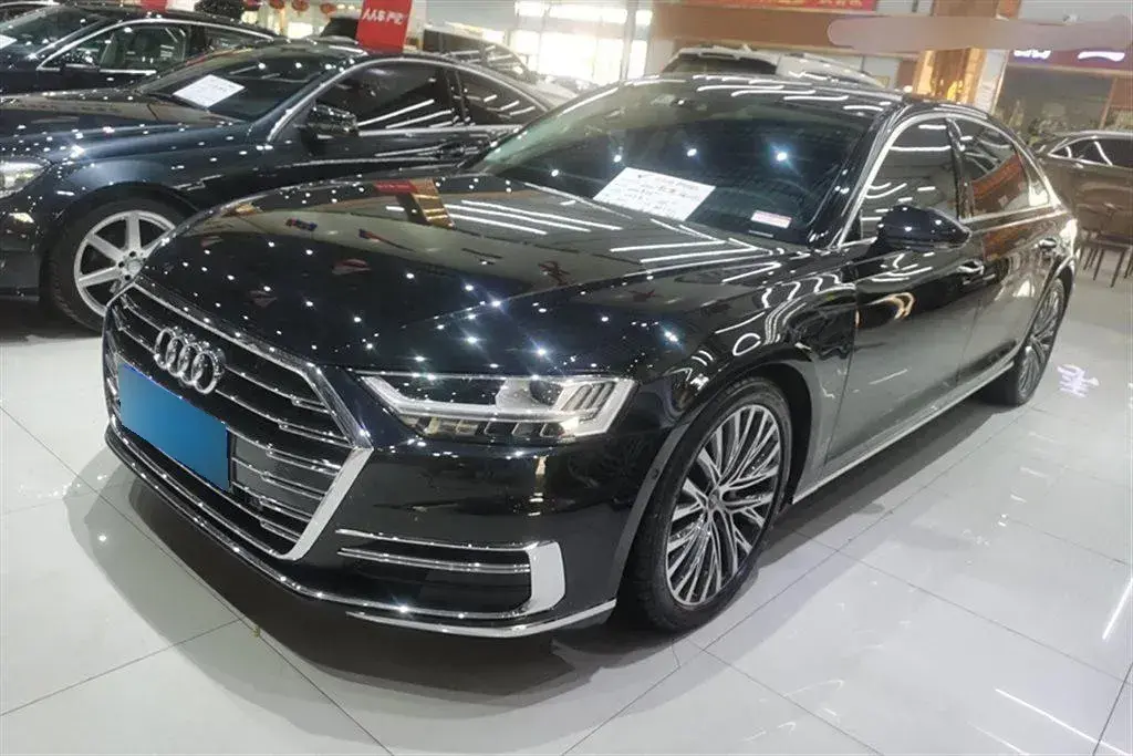 2021 Audi A8 3.0T 340HP V6 8AT