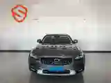 2017 Volvo V90 2.0T 254HP L4 8AT