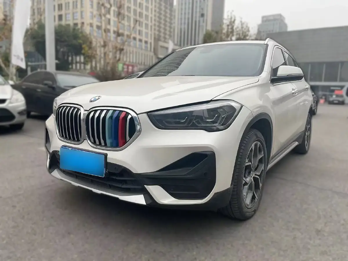 2021 BMW X1 2.0T 192HP L4 7DCT