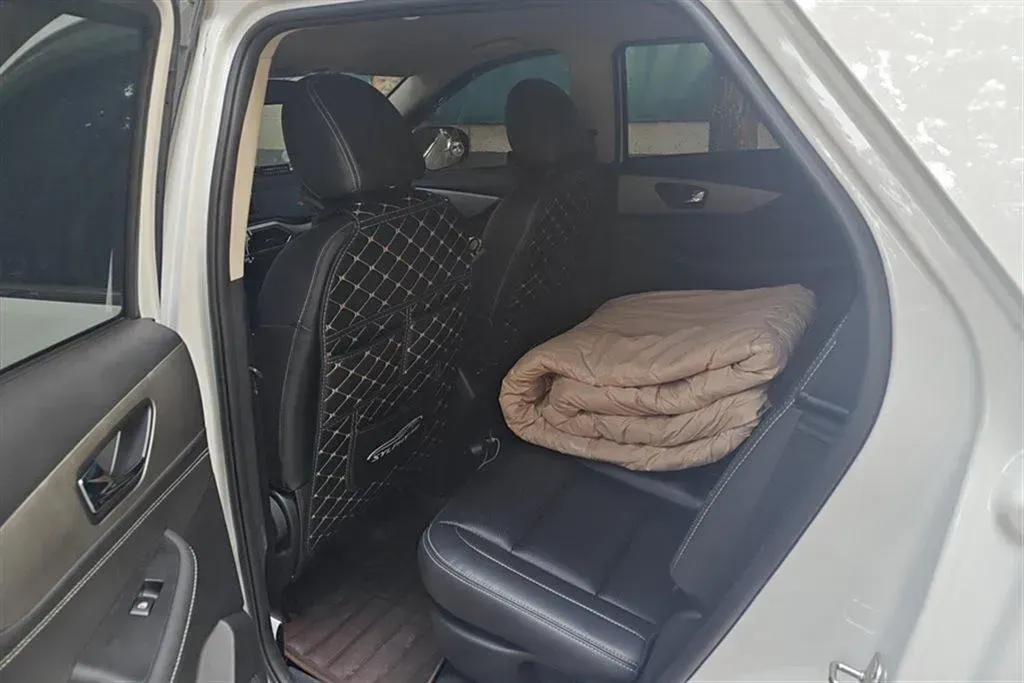 2019 DongFeng Fengon Fengon S560 1.8L 139HP L4 CVT,autocango,china used car exporter,china ev exporter,chinese used car exporter,chinese used ev exporter